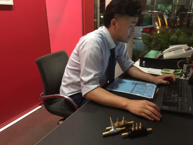 ほぉ　エグザンティアでゴザイマスね・・・