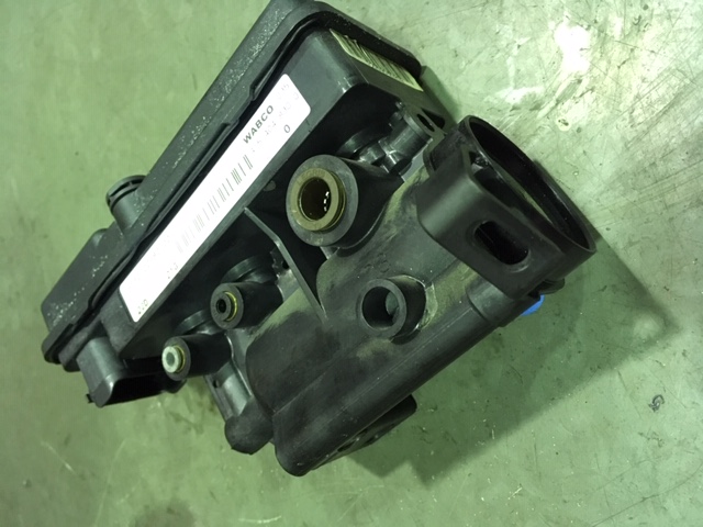 エアサスコンプレッサー