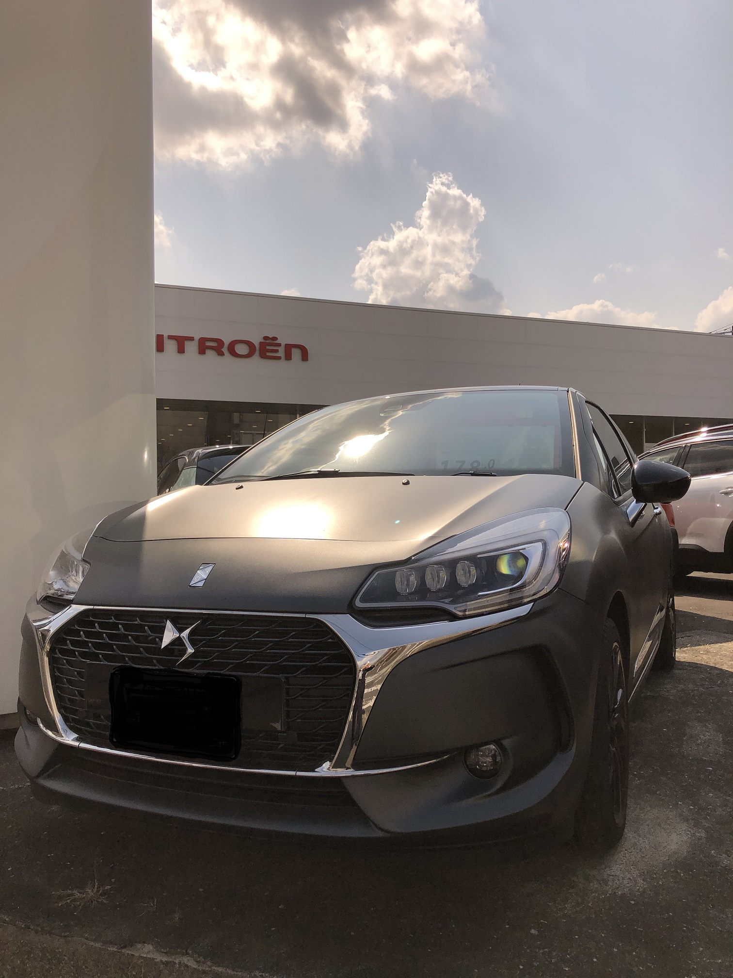 人呼んで「ダークサイド」でありんす。