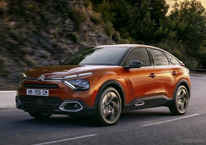 C4は新境地（インテリア）岩岸