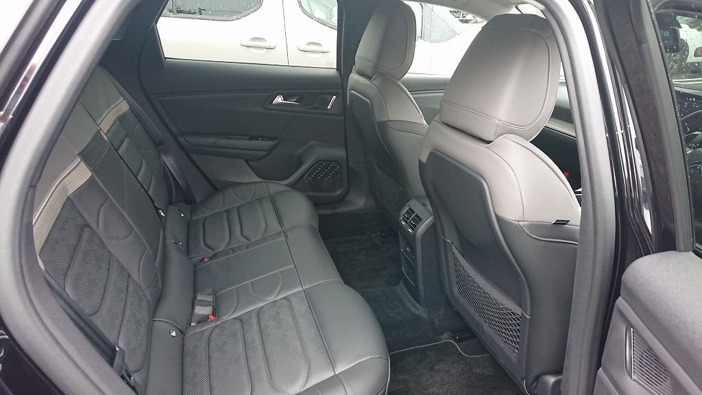 インテリアデザイン C5X