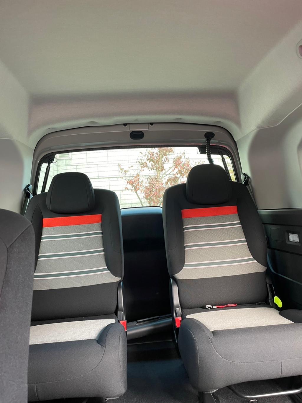 ベルランゴ3列目座ってみました！