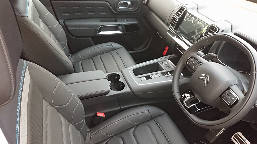 インテリア・デザイン　C5エアクロス新型