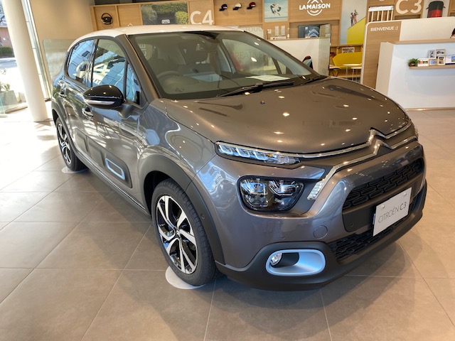 C3「ELLE」デビューフェア