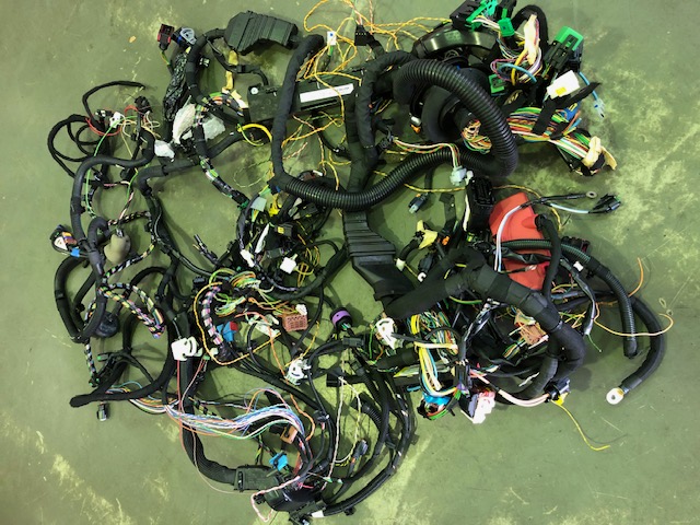 メインハーネス