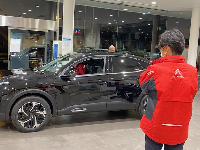 営業後のショールーム