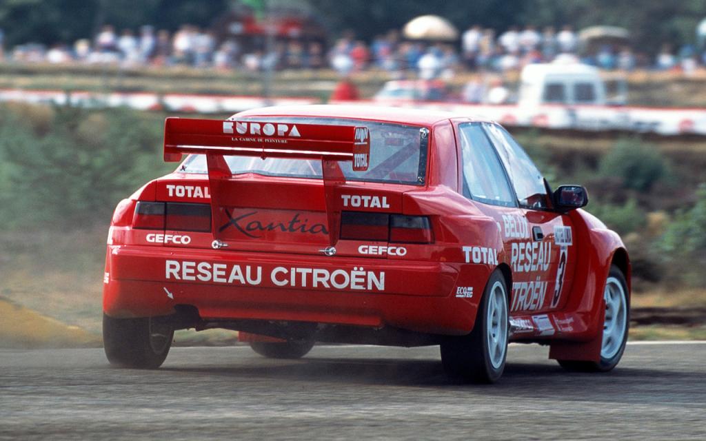 エクステリア（もはや伝説、ラリーの王様）