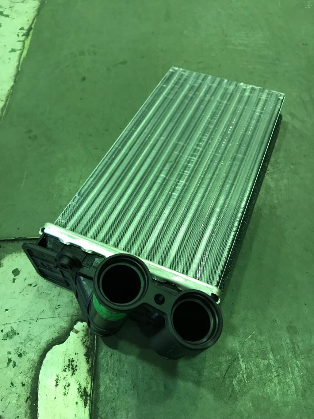 ヒーターコア交換