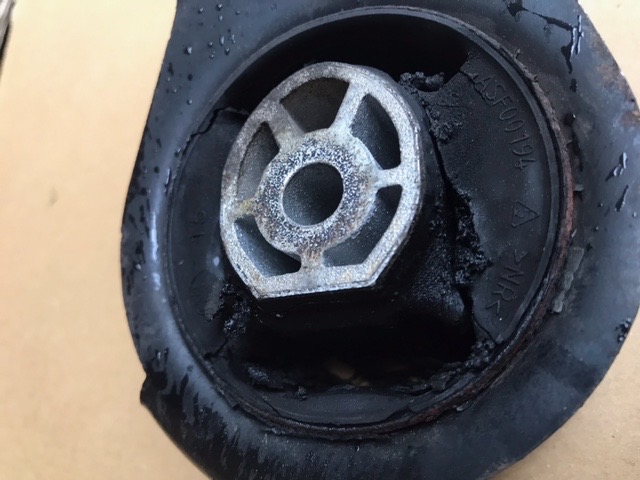 ロアマウント交換