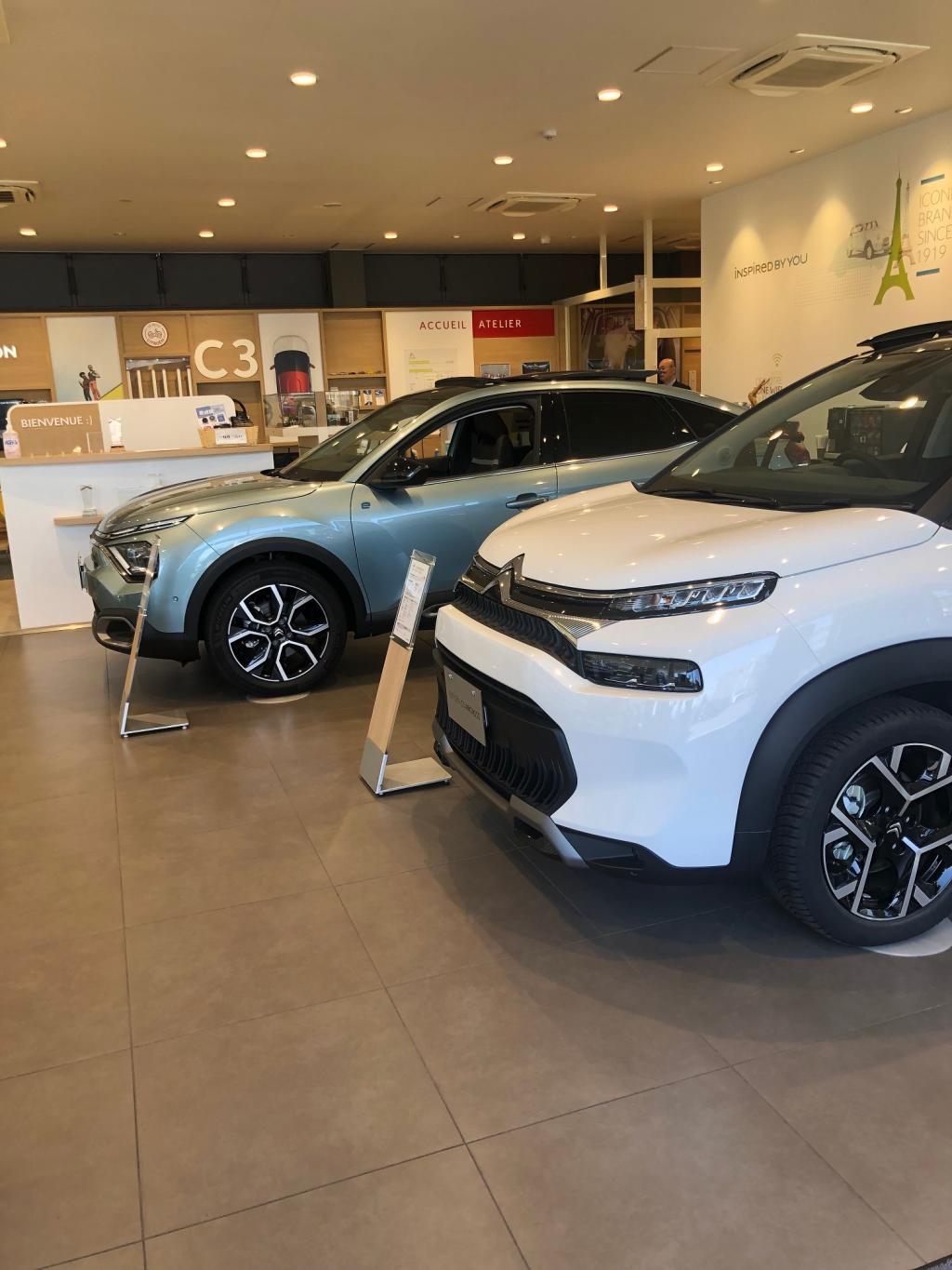 現在の展示車のご紹介