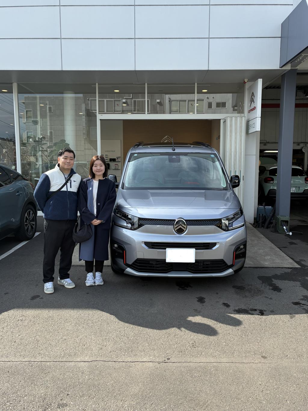 ようこそシトロエンの世界へ！ベルランゴご納車式。