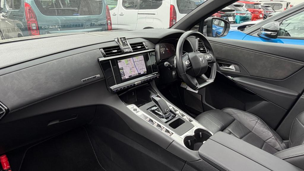 DS7認定中古車入荷！　（試乗感）