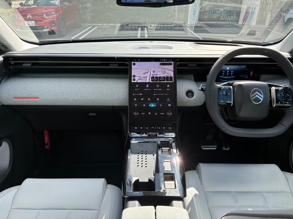自動車なのに寛げる空間って・・・　【C5　AIRCROSS　インテリア】