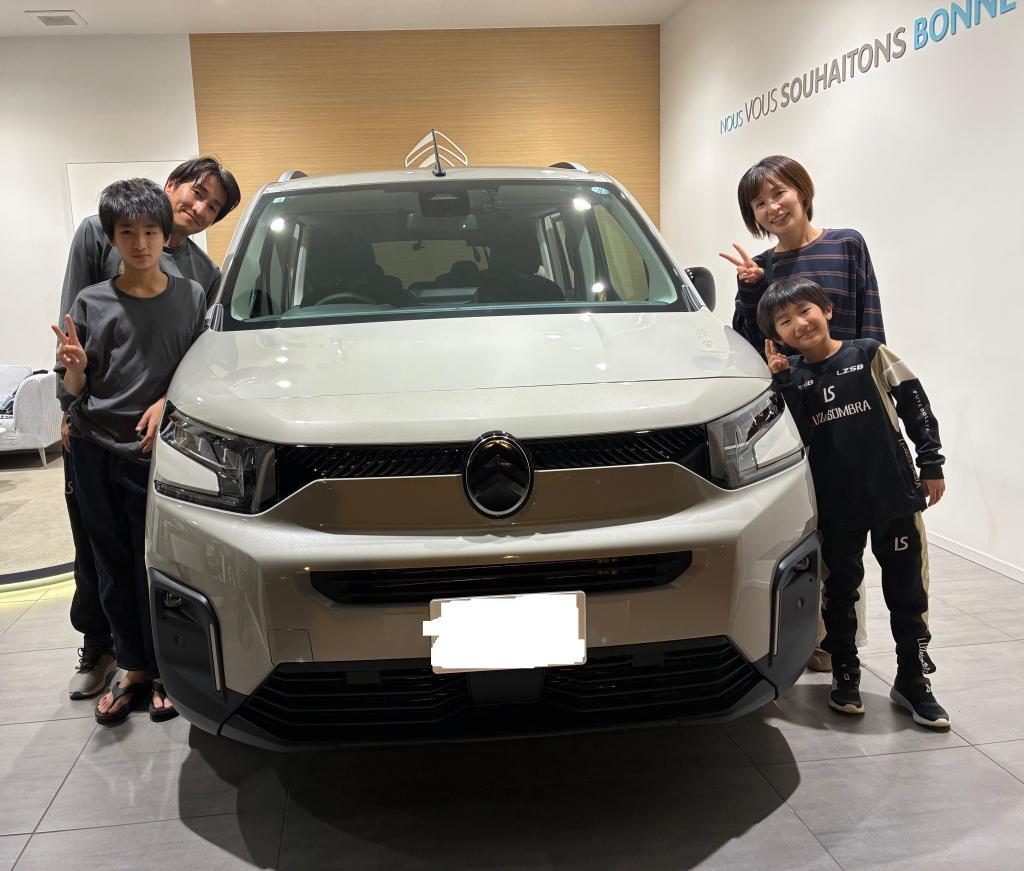 ベルランゴ（sable色）納車式
